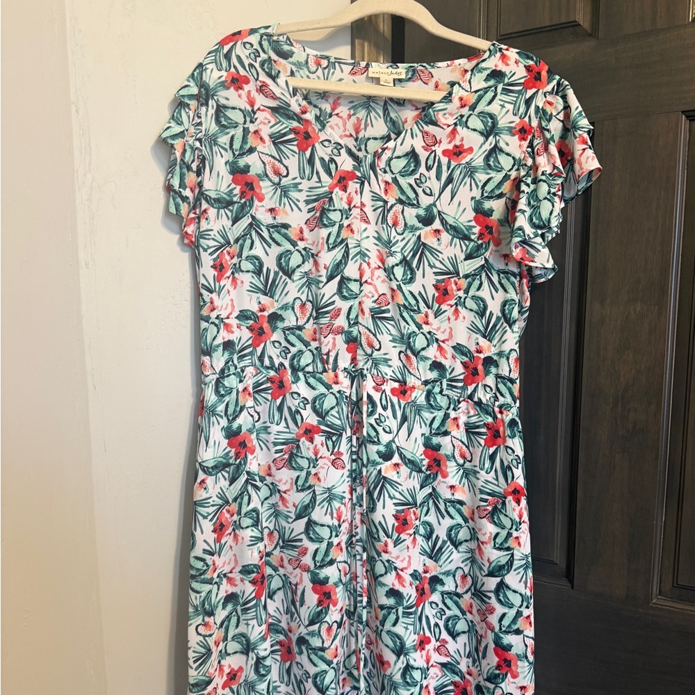 Floral Button-Front Women’s Dress in White with Green & Red Print